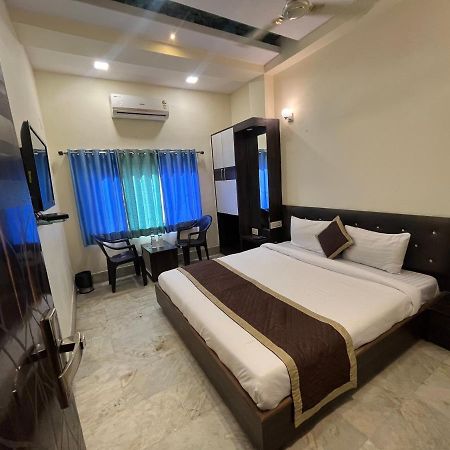 Hotel Raj Vilas Udajpur Exteriér fotografie