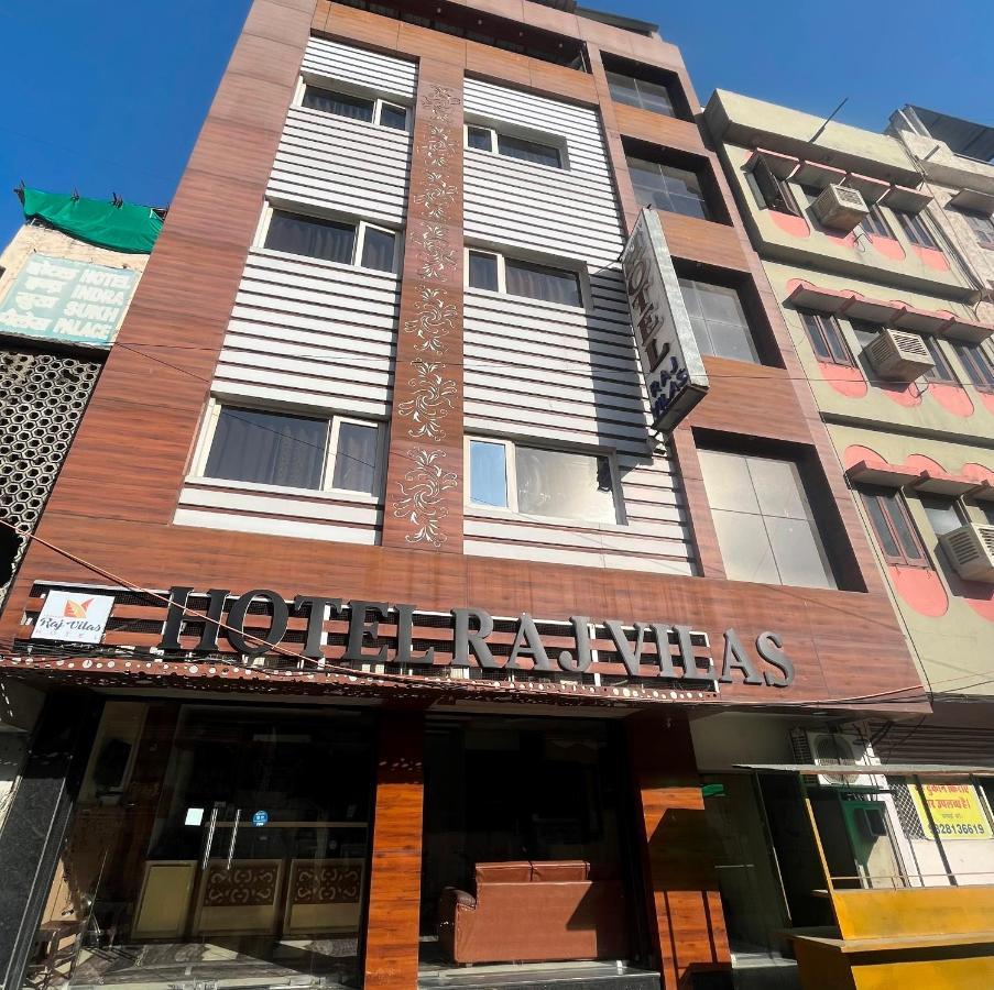 Hotel Raj Vilas Udajpur Exteriér fotografie