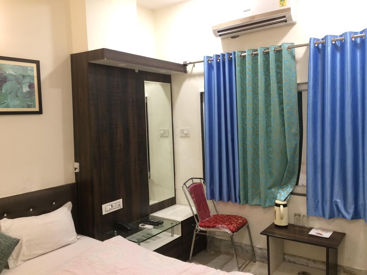 Hotel Raj Vilas Udajpur Exteriér fotografie