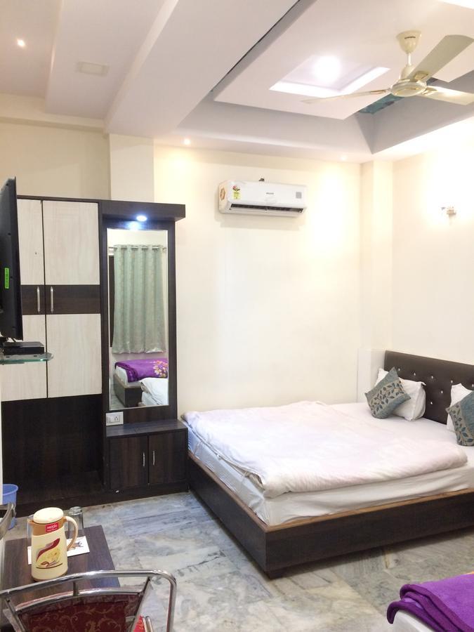Hotel Raj Vilas Udajpur Exteriér fotografie