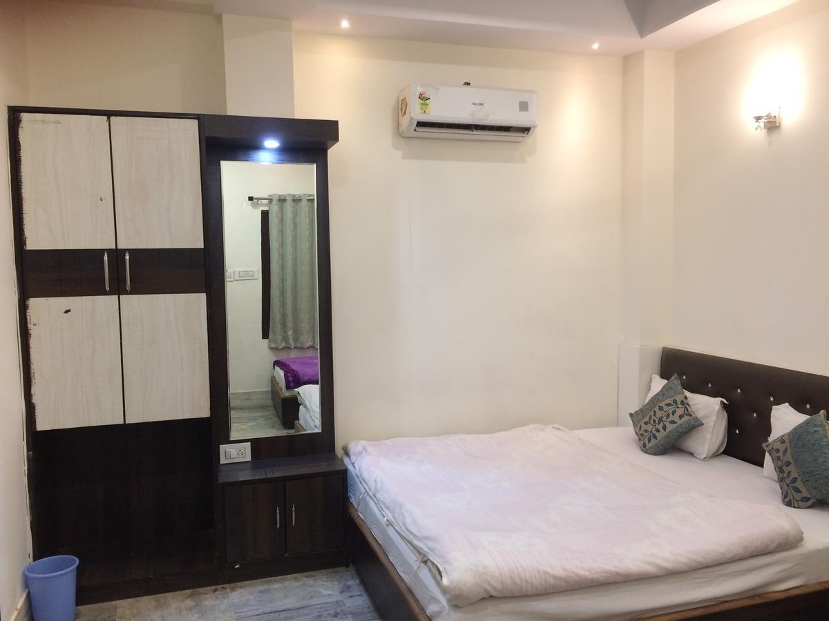 Hotel Raj Vilas Udajpur Exteriér fotografie